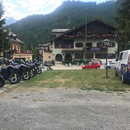 Chalet Della Luna Claviere Exteriér fotografie