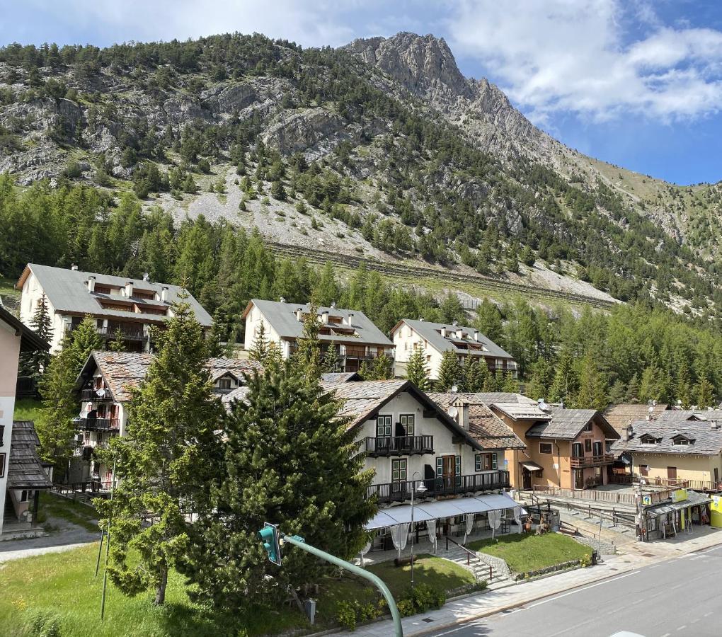 Chalet Della Luna Claviere Exteriér fotografie